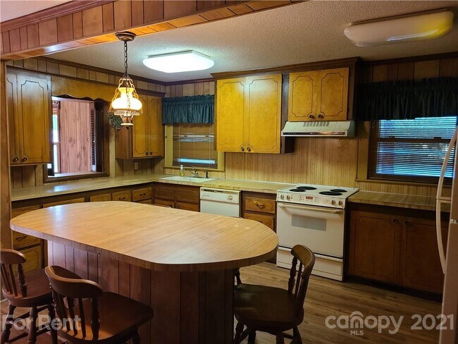 Foto del edificio - 4875 Old Beatty Ford Rd