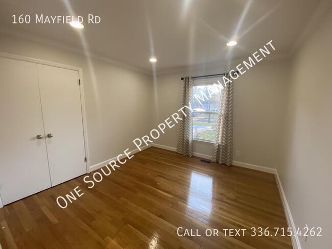 Foto del edificio - 160 Mayfield Rd NW
