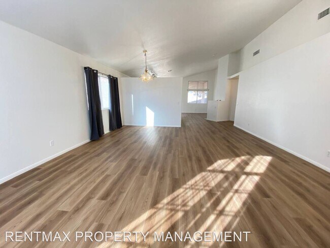 Foto del edificio - 3 br, 2 bath House - 3741 YELLOW JASMINE DR