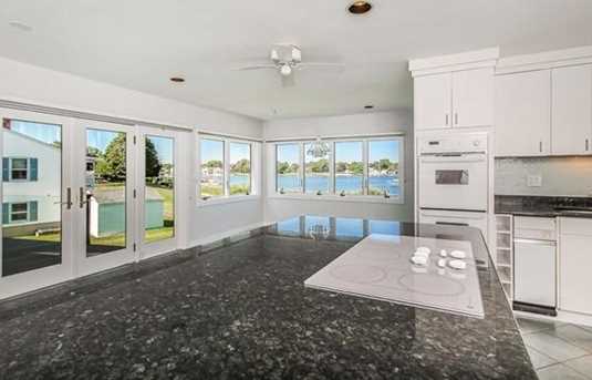 Foto del edificio - 33 Riverview Ave