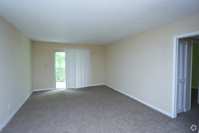 Interior - Clay Landings