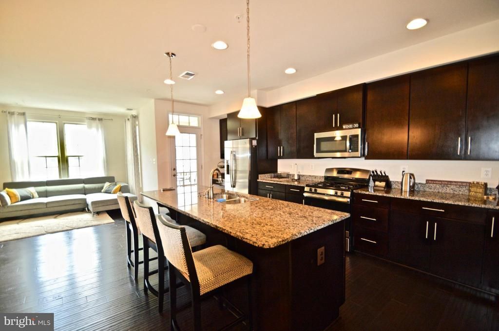 Foto principal - 6433 Alan Linton Blvd E