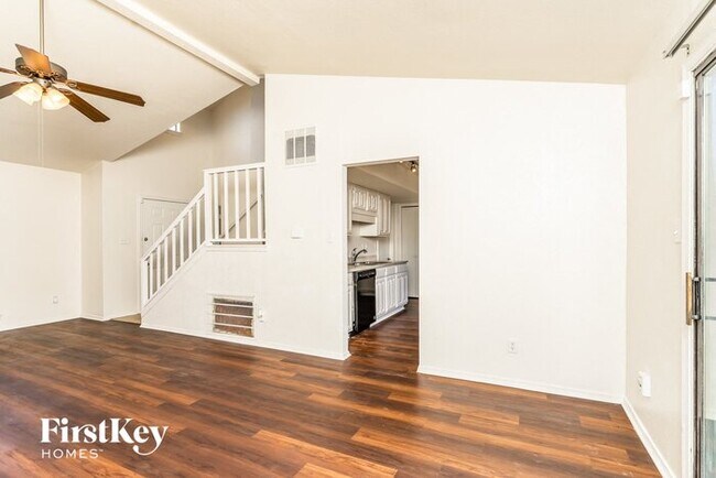 Foto del edificio - 3205 Galemeadow Dr