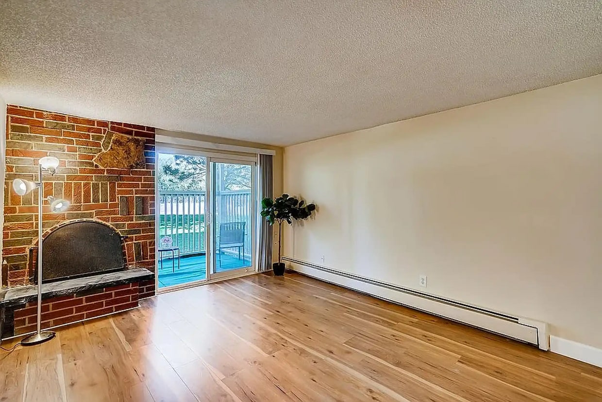 Foto principal - 1306 S Parker Rd
