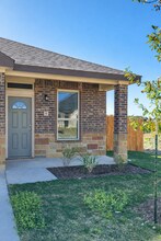 Building Photo - 101 Leon Ln