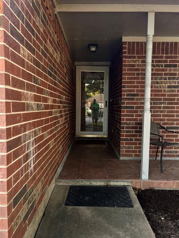 Foto del edificio - 825 Manor Dr