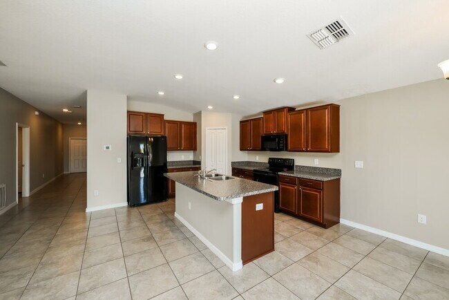Building Photo - 12623 Lemon Pepper Dr