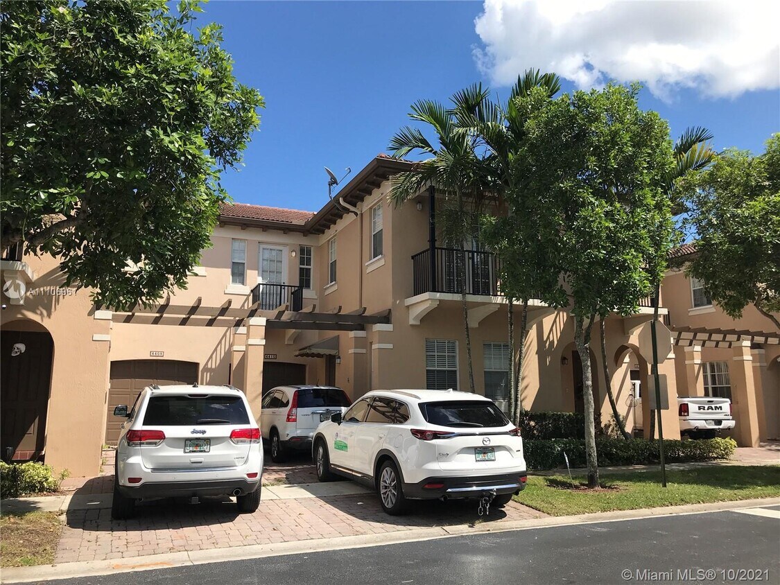 4410 Ln, Cooper City, FL 33328 Townhouse for Rent in Cooper City, FL