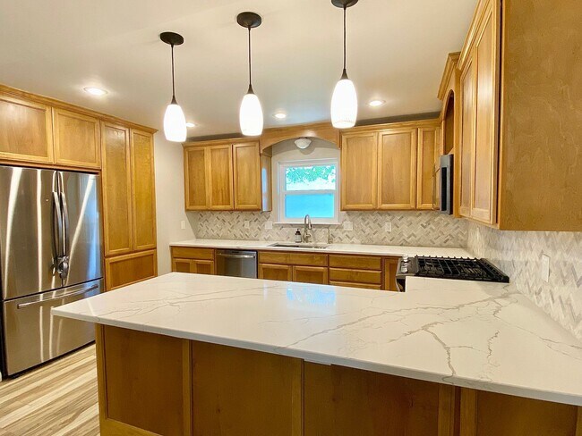 Foto del edificio - Gorgeous Remodeled Edmond 3 Bed 2 Bath
