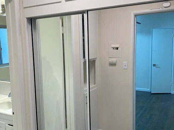 Foto del edificio - 4500 E 7th St