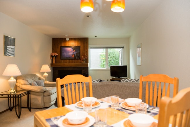 Building Photo - Walt Pease & Associates Corporate Rentals