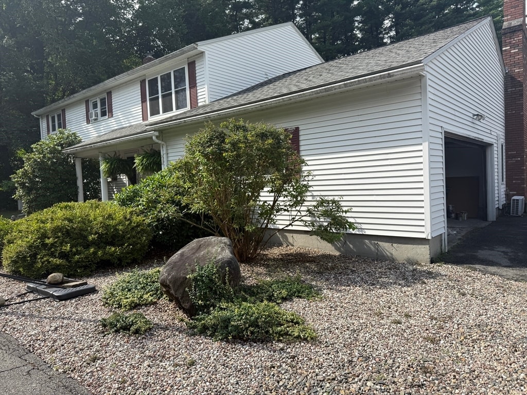 Primary Photo - 40 Pleasant St