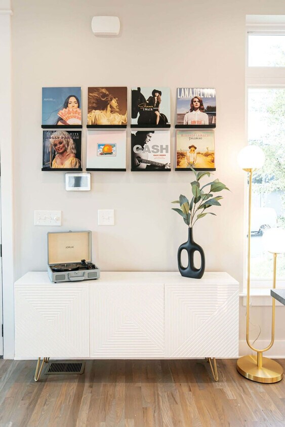 Foto principal - 4017 Indiana Ave