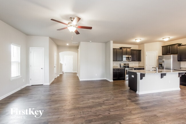 Building Photo - 4215 Eagle Chase Dr