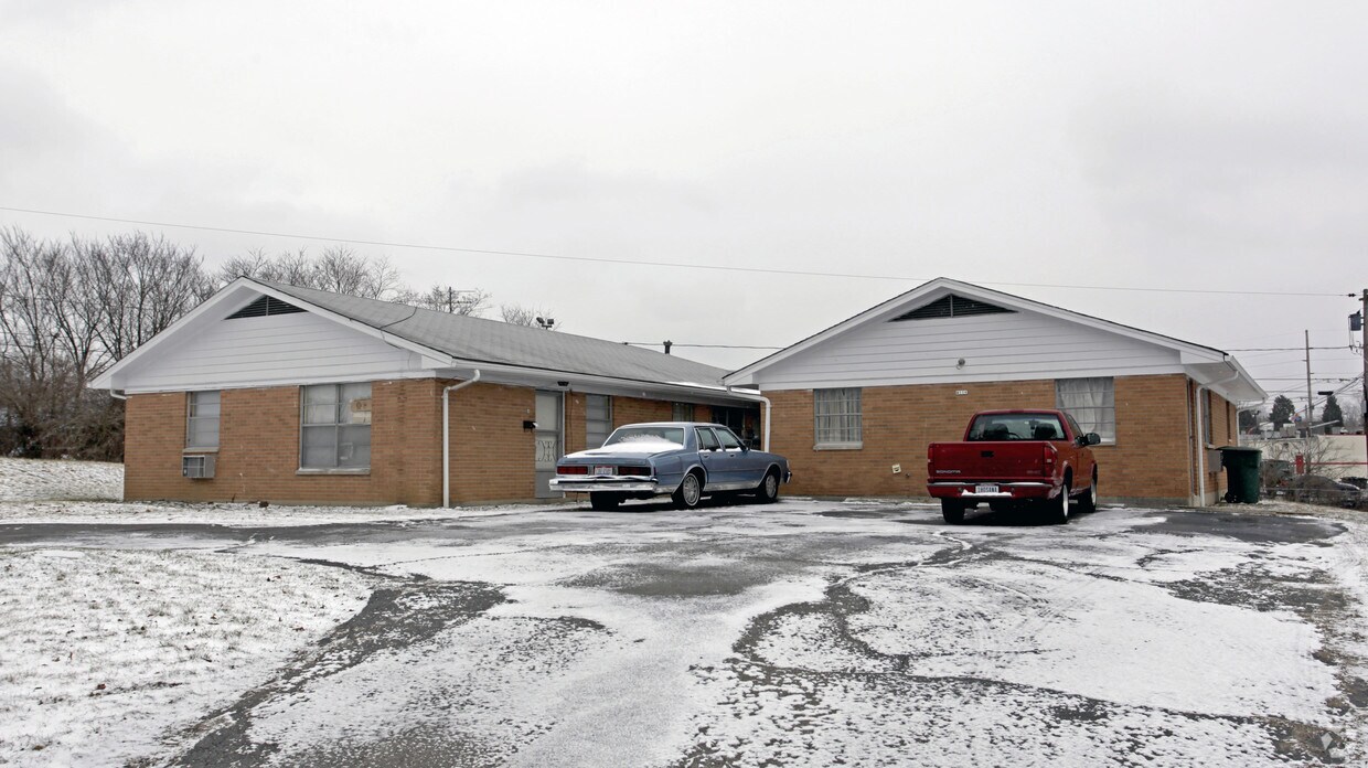Building Photo - 4116-4122 Merryfield Ave
