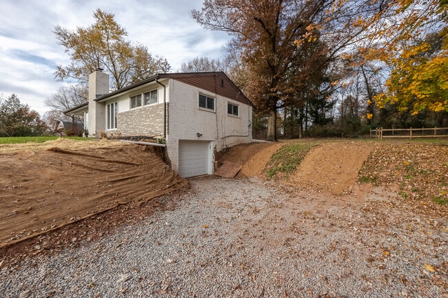 Building Photo - 1201 Bickel Rd