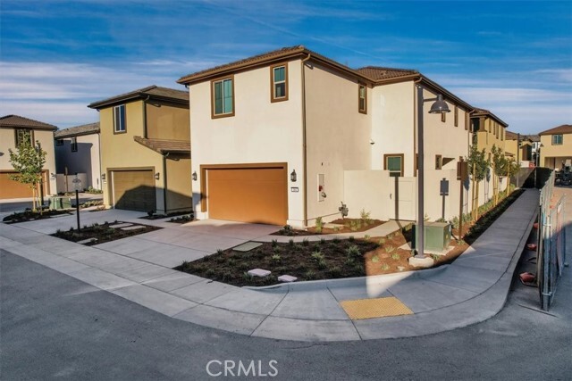 Building Photo - 164 Carmine