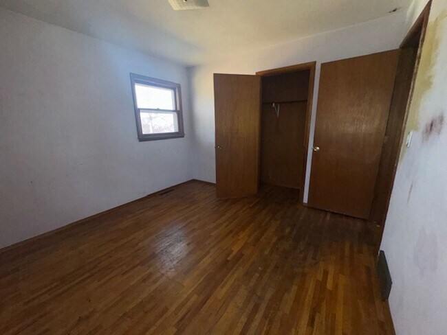 Foto del edificio - 3408 E 12th St