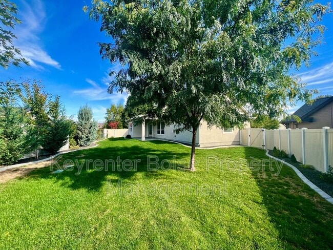 Building Photo - 9200 W Avalanche Ct