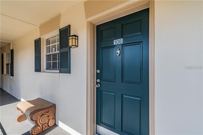 Foto del edificio - 10336 Carrollwood Ln