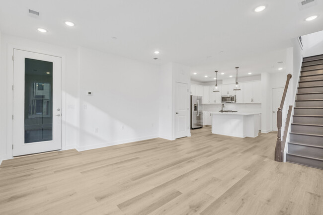 Building Photo - 4900 Longmire Way