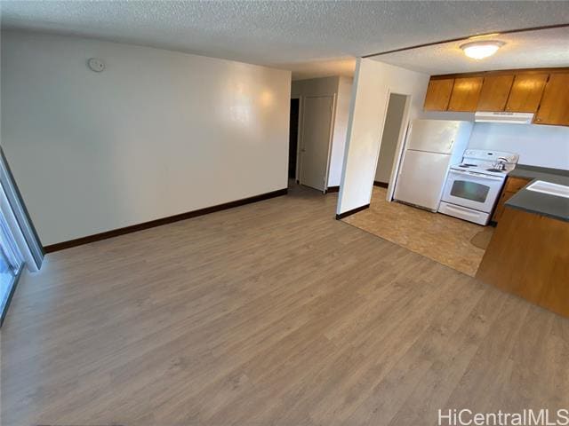 Foto del edificio - 909 Ala Lilikoi St