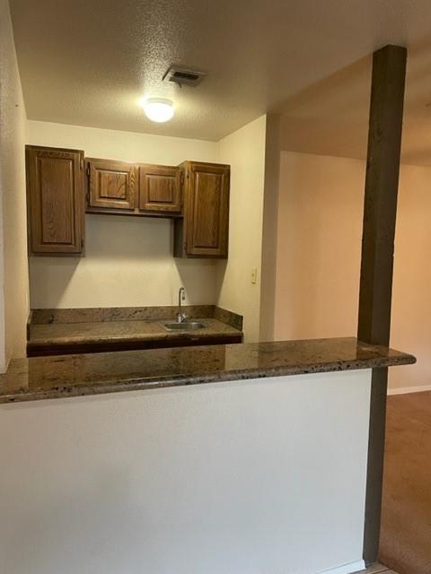 Foto del edificio - 13610 Cherrydown St