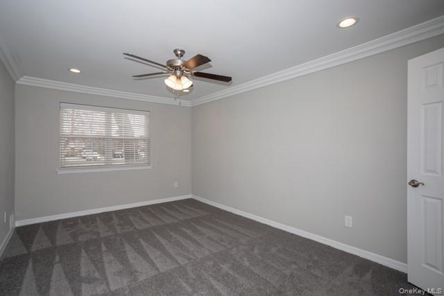 Foto del edificio - 50 Westwood Dr