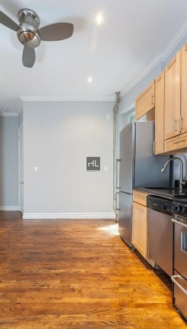 Foto del edificio - NO FEE One Bed in Soho! Won't Stay on the ...