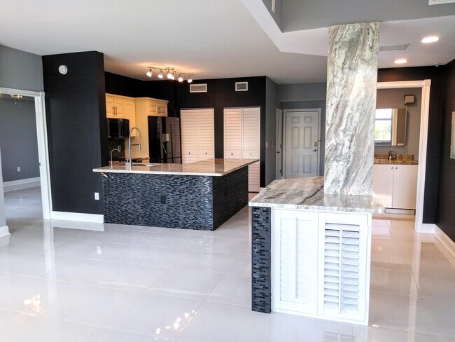 Foto del edificio - 804 E Windward Way