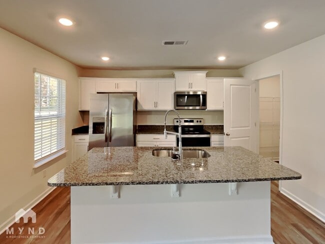 Building Photo - 2331 Mdw Strm Dr