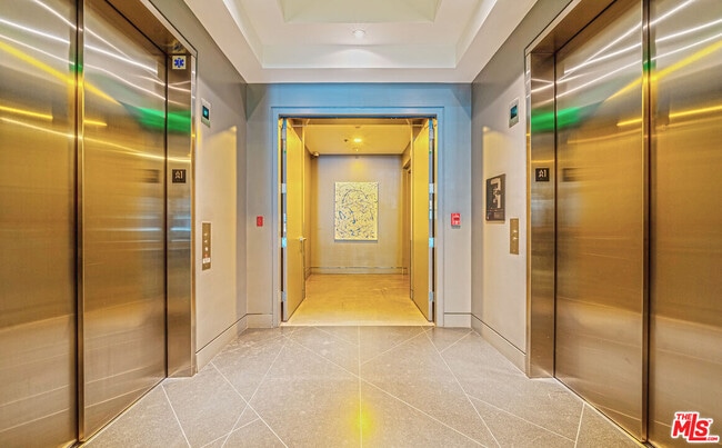 Building Photo - 1111 S Grand Ave