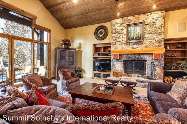 Foto del edificio - 5 br, 5 bath House - 2585 Larkspur Drive
