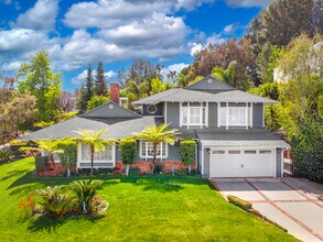 Building Photo - 3690 Crownridge Dr