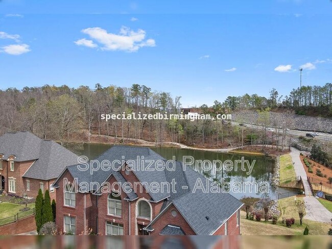 Building Photo - 5135 Lake Crest Cir