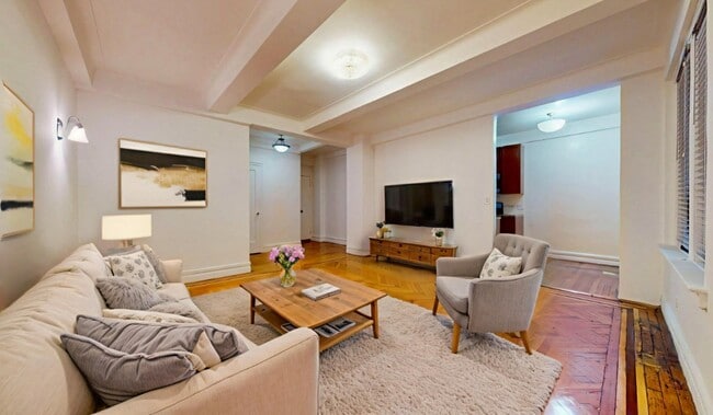 West 96th Street - West 96th Street Apartment