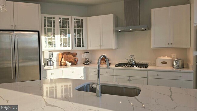 Foto del edificio - 230 Switchgrass Wy