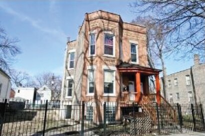 Primary Photo - 5328 S Carpenter St
