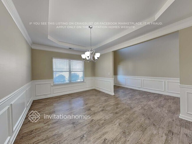 Foto del edificio - 856 Blind Brook Cir