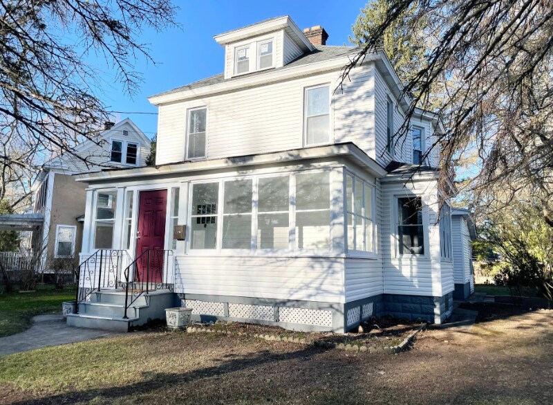 Primary Photo - 237 N Ballston Ave