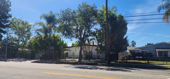 Foto del edificio - Oxnard Street Apartments