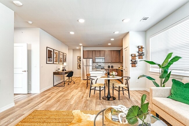 Interior Photo - The Magnolia at Georgetown