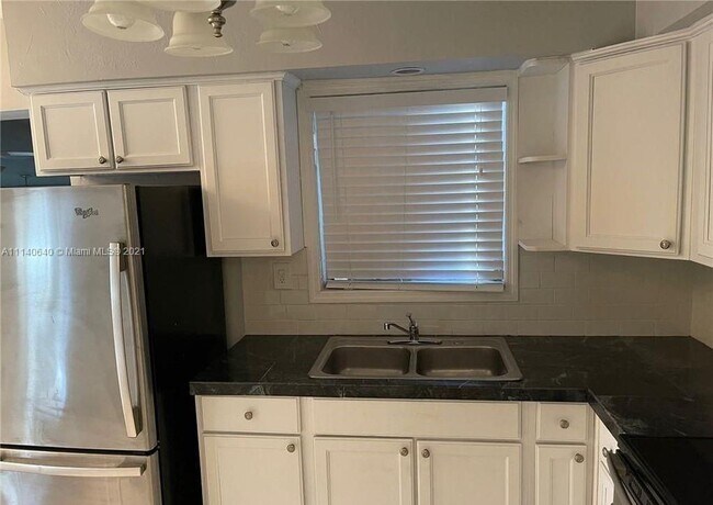 Foto del edificio - 3101 NW 5th St