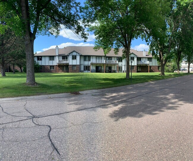 201 Heather Ln, Mankato, MN 56001 Townhome Rentals in Mankato MN