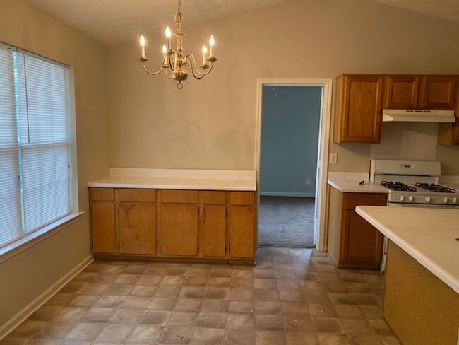 Building Photo - Ranch style home in McDonough