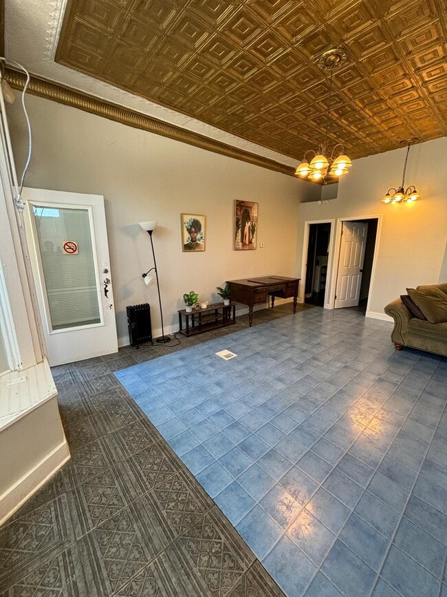 Foto del edificio - 3260 W 105th St
