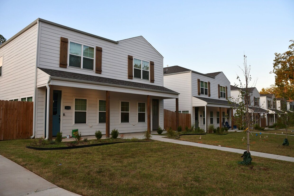 Foto principal - 1107 W 9th Ave