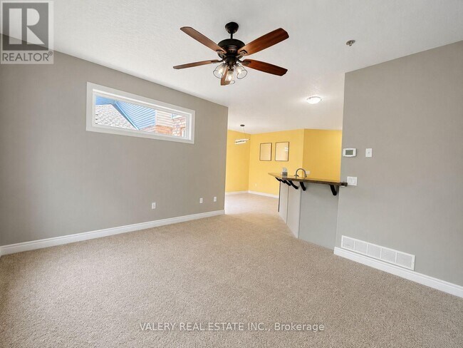 Building Photo - 555 Grasslands Ct
