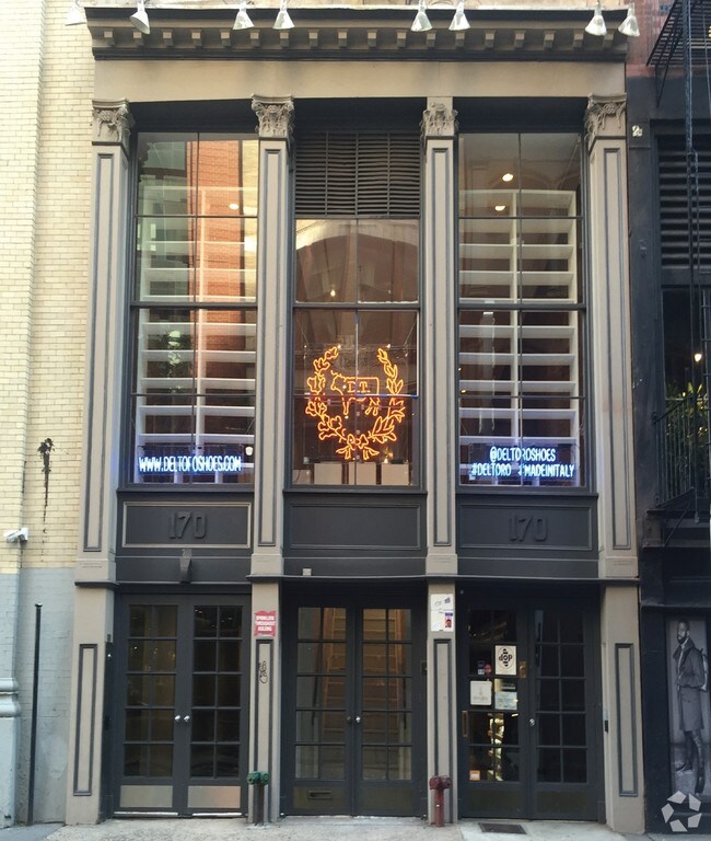 Building Photo - 597 Broadway