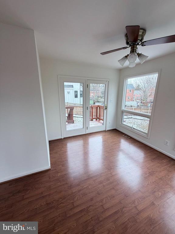 Foto del edificio - 6031 9th St N